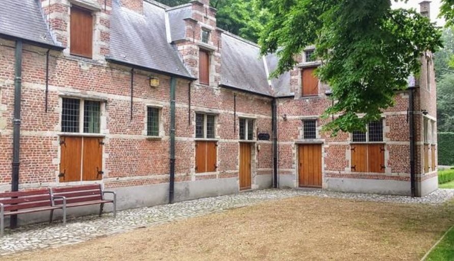 Waterkasteel Hof Van Veltwijck, Antwerp, Belgium